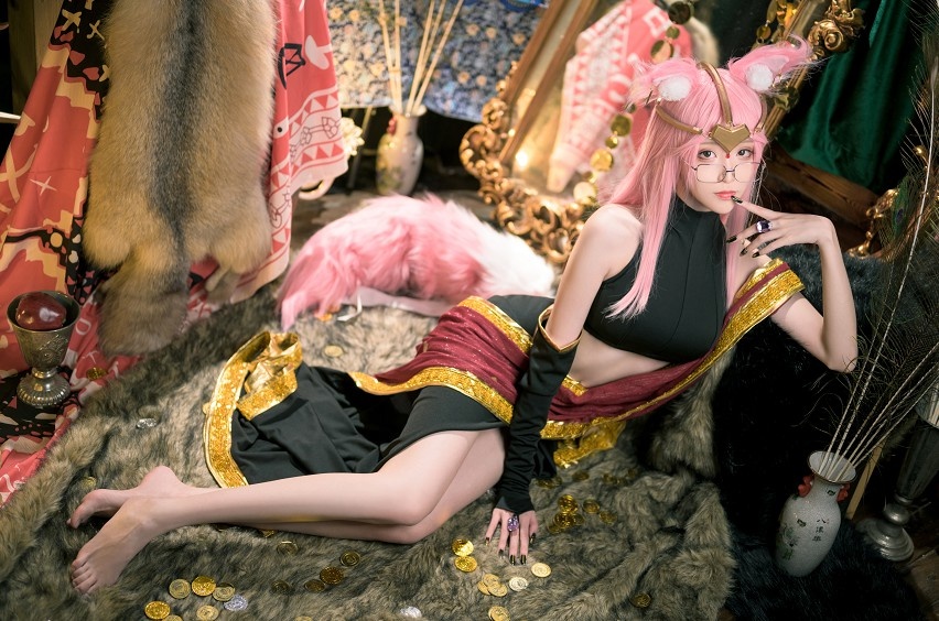 青青子：脖子以下全是腿