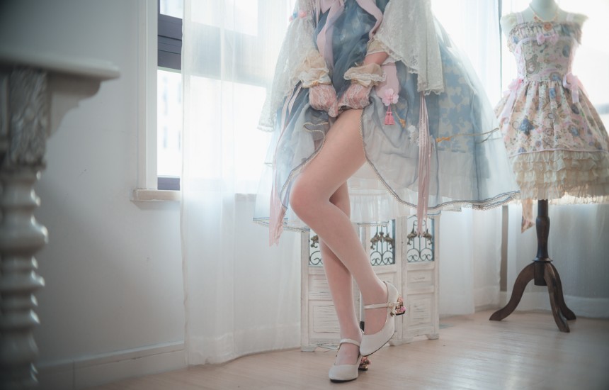 木花琳琳是勇者 - 樱茶七夕 [45P3V-1.61GB]