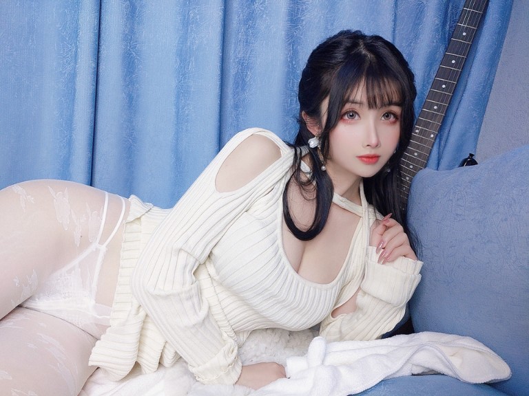 rioko凉凉子 - 元宵节特辑 [25P3V-169MB]