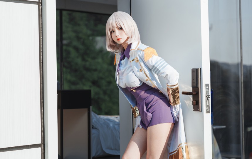 rioko凉凉子 - 电光机王 貉 [51P8V-1.58GB]