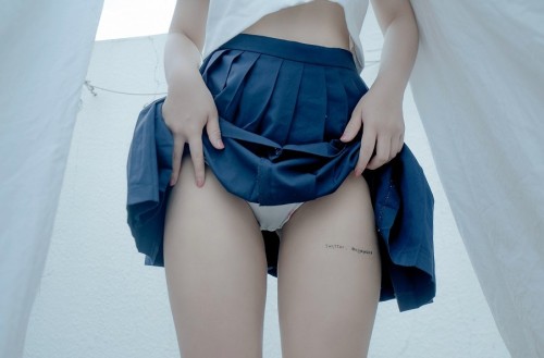 592872469017a.jpg