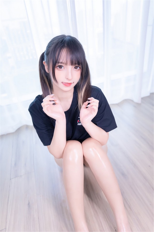 ✨神楽坂真冬 - 牛仔裤主题《牛仔狂热》デニムマニア [150P2V-806MB]