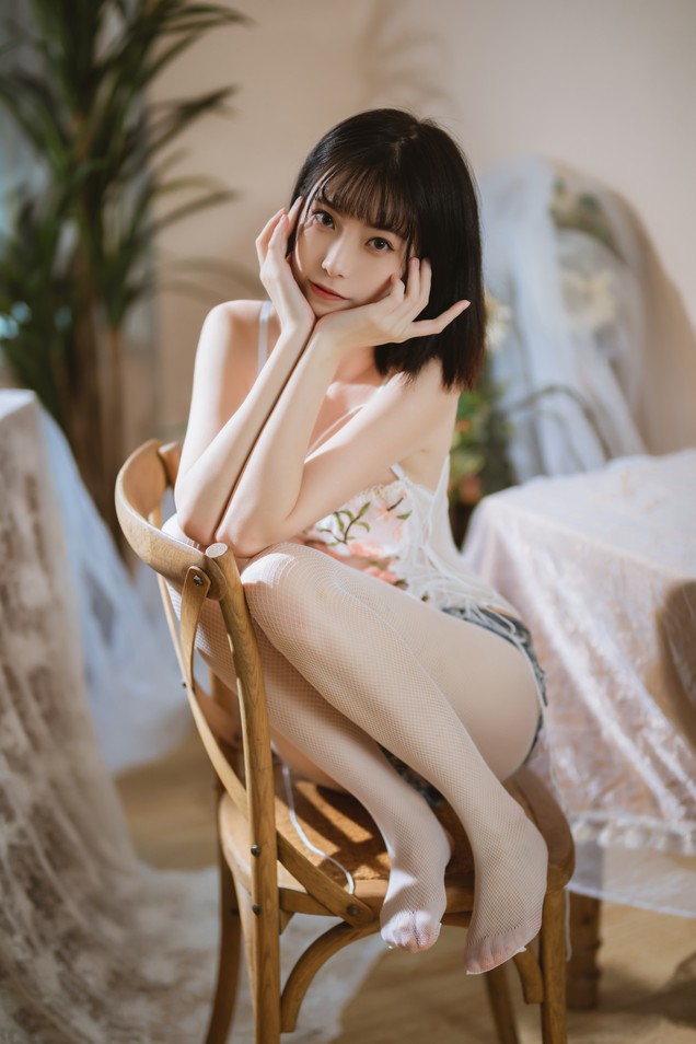 许岚LAN - 纯欲牛仔短裤 [40P-555MB]