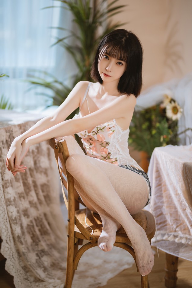 许岚LAN - 纯欲牛仔短裤 [40P-555MB]