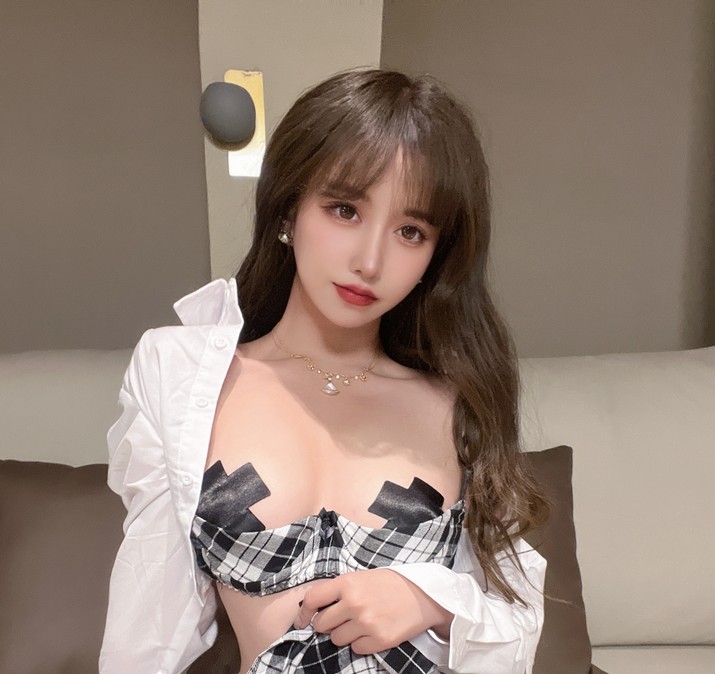 过期米线线喵 - 优等生 [26P-39MB]