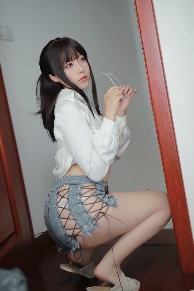 小容仔咕咕咕w：Cos写真作品合集