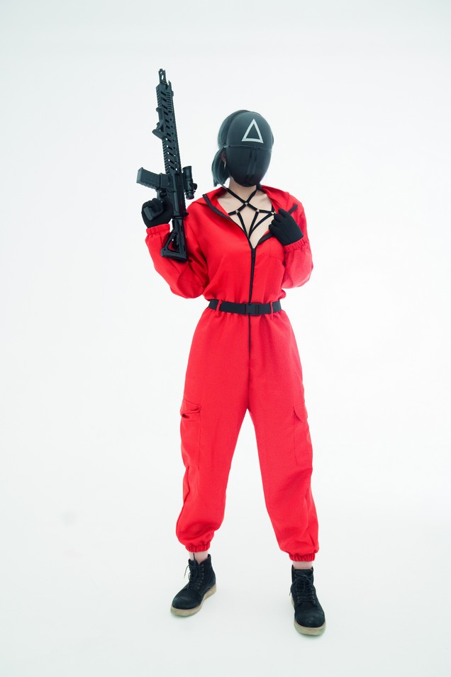 星澜是澜澜叫澜妹呀 - 鱿鱼游戏 [54P1V-857MB]