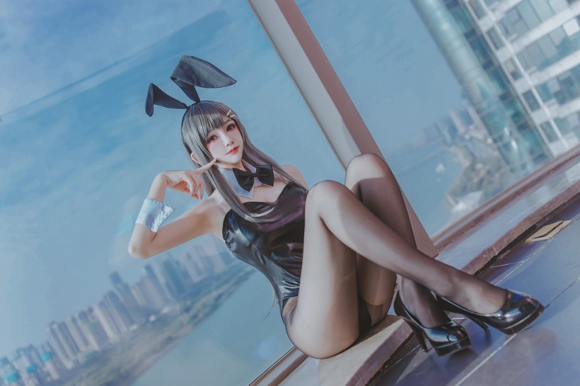 Coser衣衣 – 麻衣兔女郎 [42P-79MB]