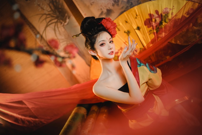 沧霁桔梗：2020年CJCosplay封面大赛最佳个人铜奖