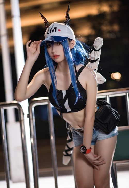 73a4a371c8033.jpg