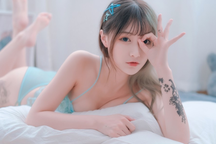 铁板烧鬼舞w：COS写真作品合集