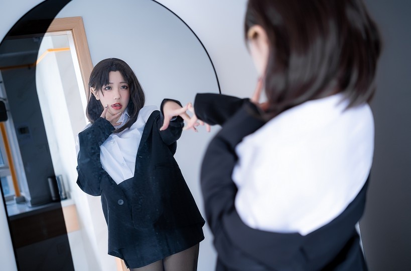 蓝小沂KiKi：Cos写真作品合集