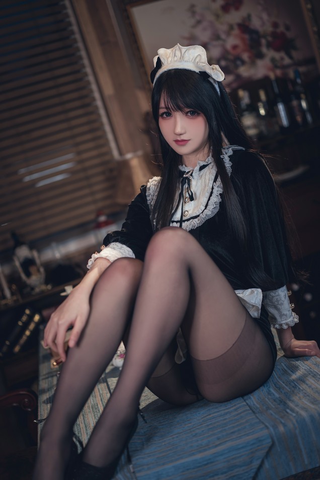 姬灵 - 5月舰长 黑丝女仆 [16P-234MB]