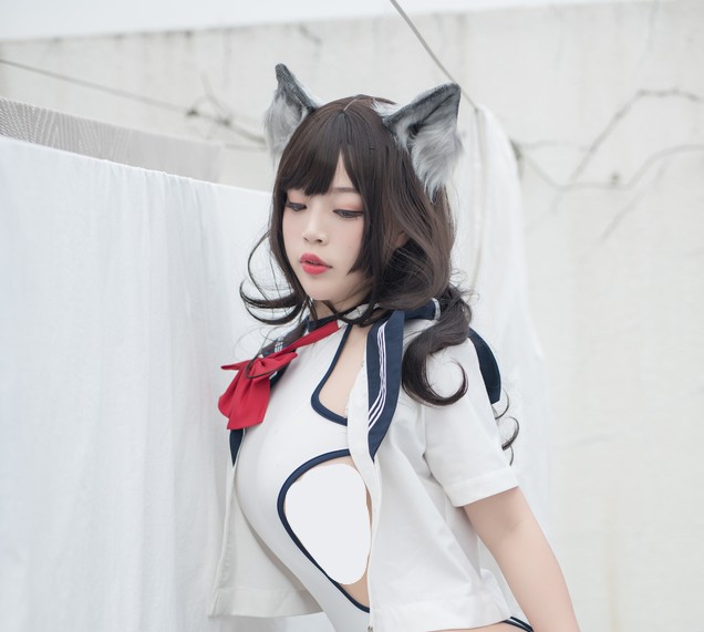 白烨 – 魅惑狼姐姐 室外 [63P11V-1.93GB]