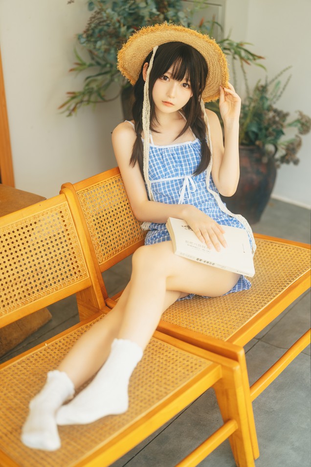 迷之呆梨 - 夏末 [69P-1.11GB]