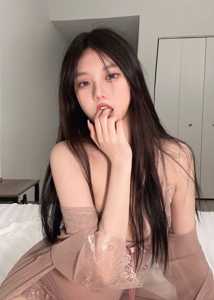 果咩酱w – 入夜 [45P3V-392MB]