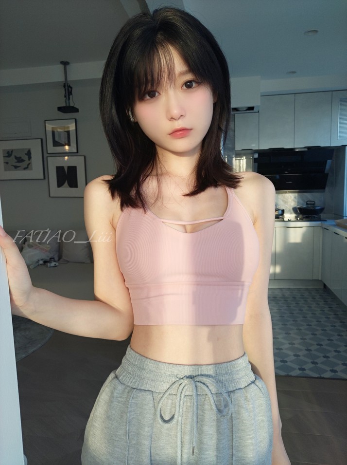 迷之呆梨 - 09月fantia会员订阅合集 [171P4V-361MB]