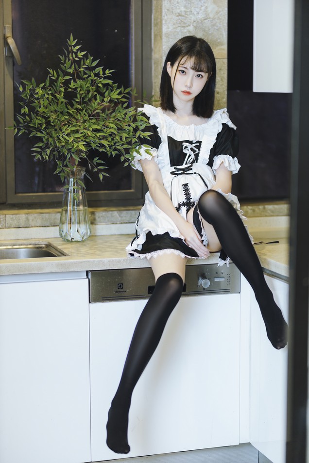 许岚LAN - 冰淇淋+短裙女仆 2 套