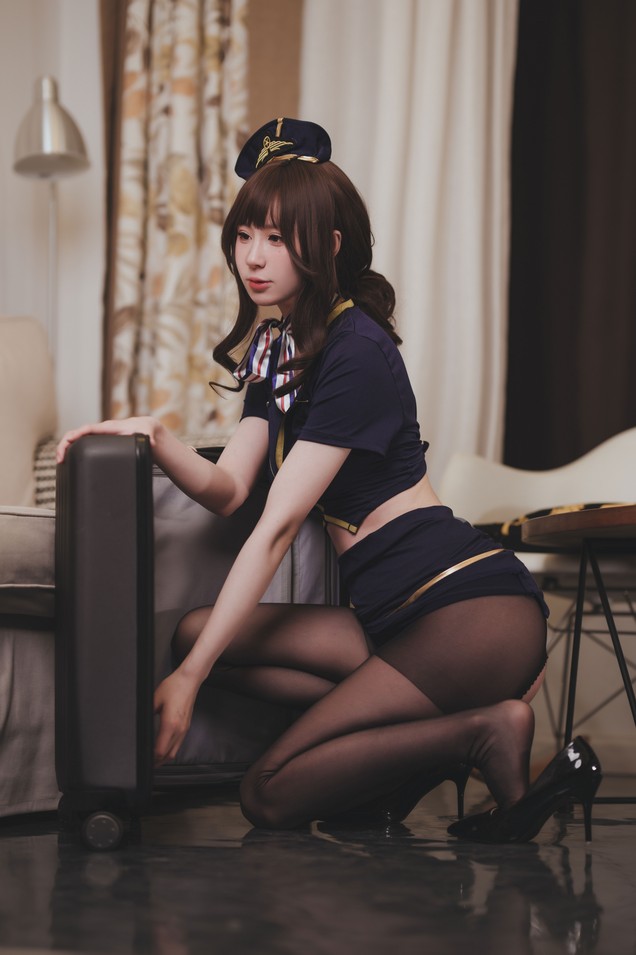 西园寺南歌 - 空姐 [52P10V-1.72GB]