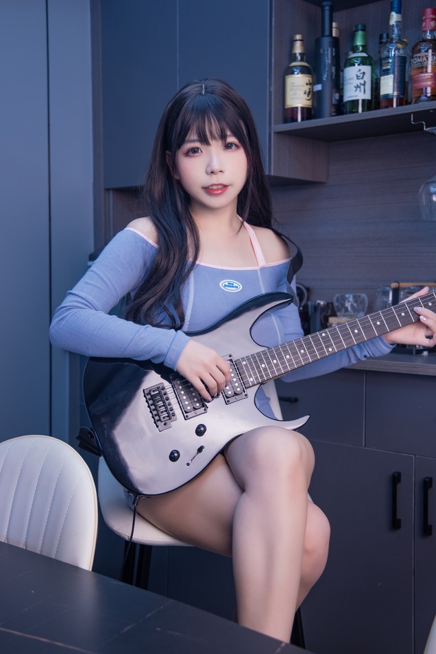 无颜小天使wy - 吉他妹妹2.0 [25P-371MB]