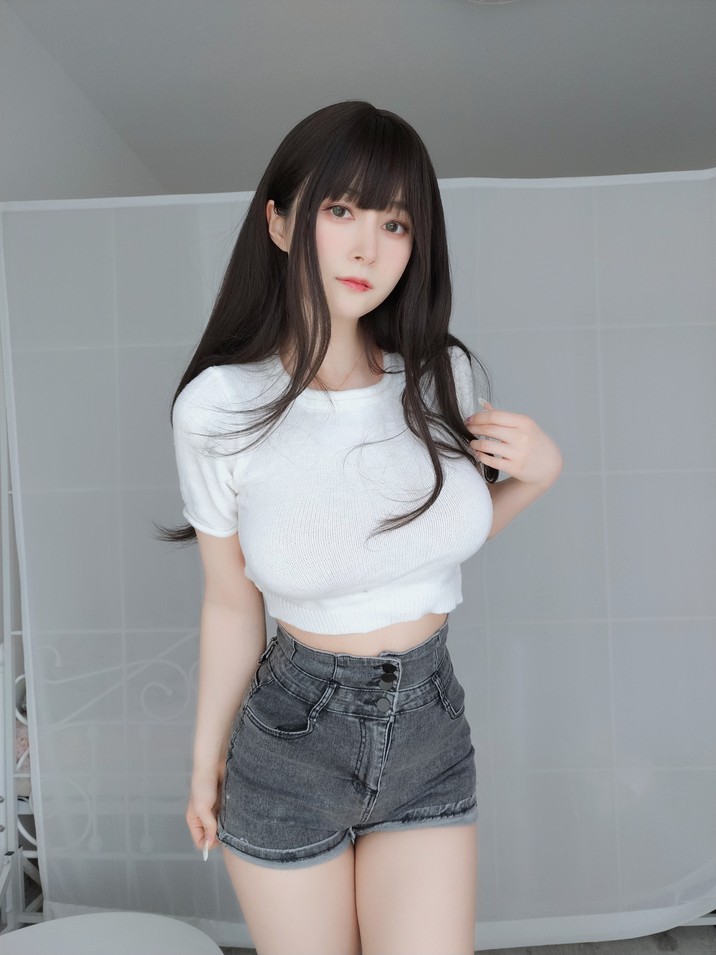 白银81 - 22年09月会员合集（24期）[320P5V-1.06GB]