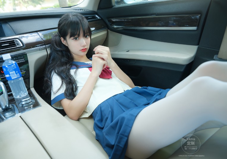 紧急企划 – 一只喵喵梓 车内白丝 [88P1V-4.04GB]