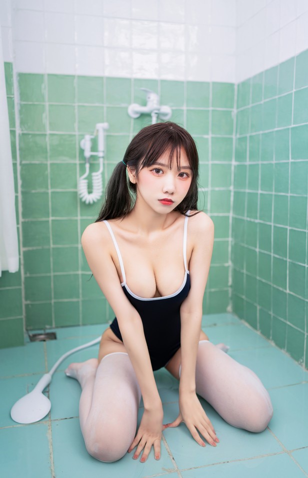 果咩酱w - 夏天 [24P-447MB]