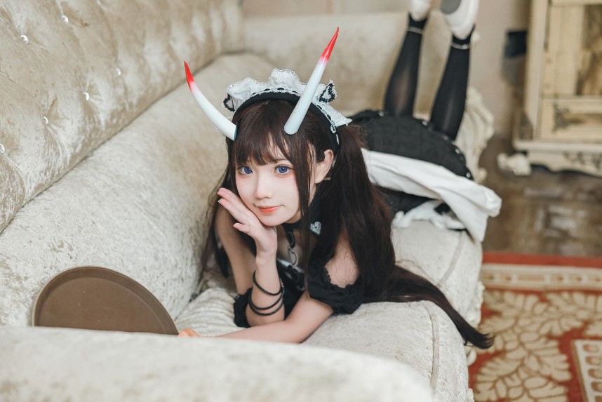 花柒Hana – 能代女仆 [21P-317MB]