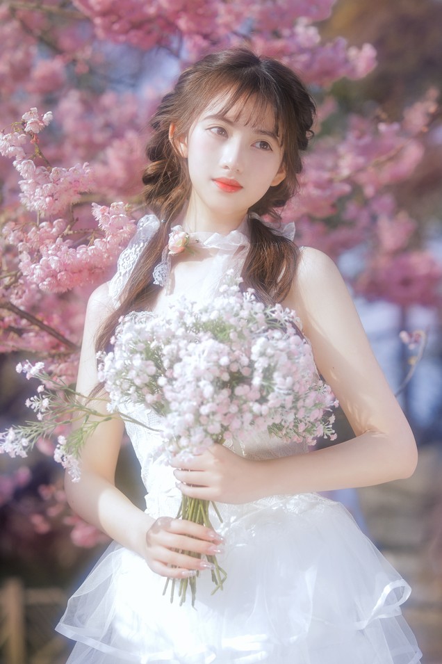 怡子yiii - 樱花限定 [20P-298MB]