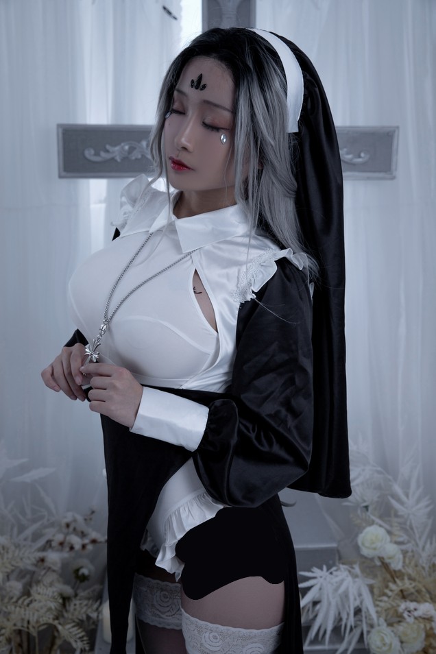 洛璃 LoLiSAMA - 修女 [62P-740MB]