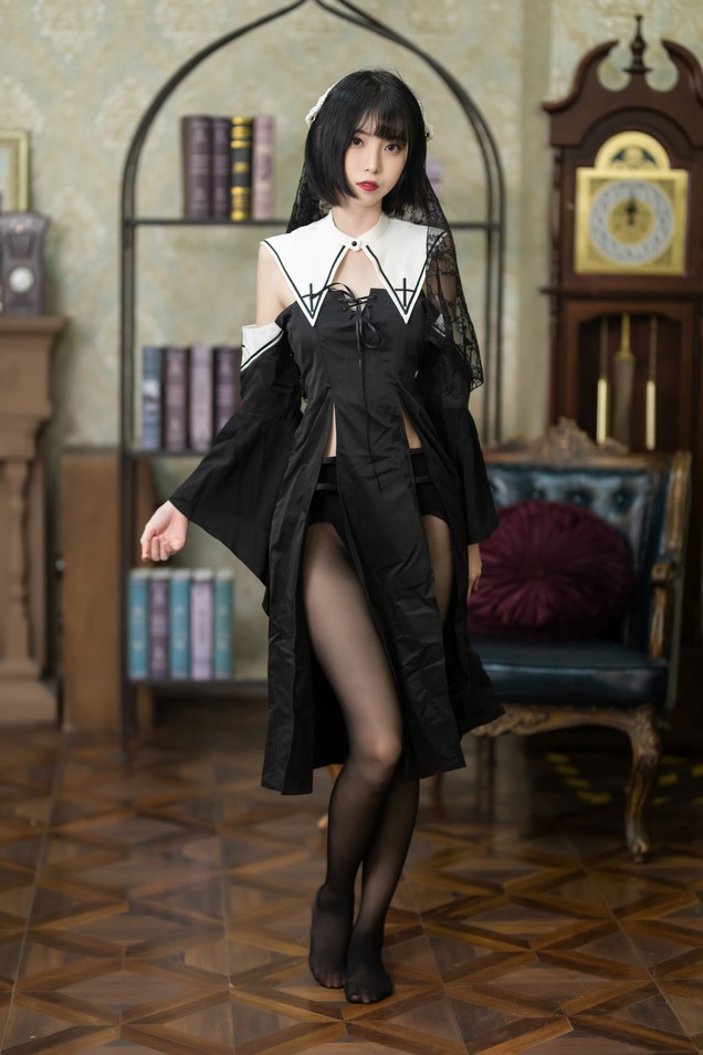 许岚LAN - 修女黑丝 [40P-640MB]