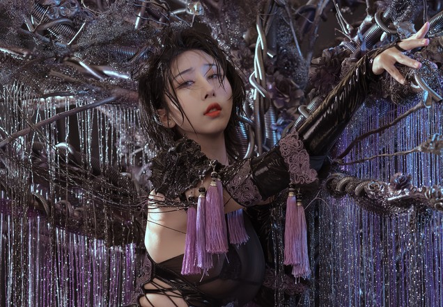 云溪溪 - 奶桃 诡秘之歌 [45P1V-483MB]