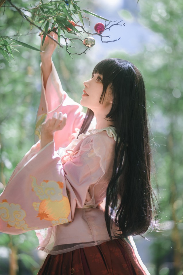 花柒Hana – 蓬莱山辉夜 [11P-219MB]