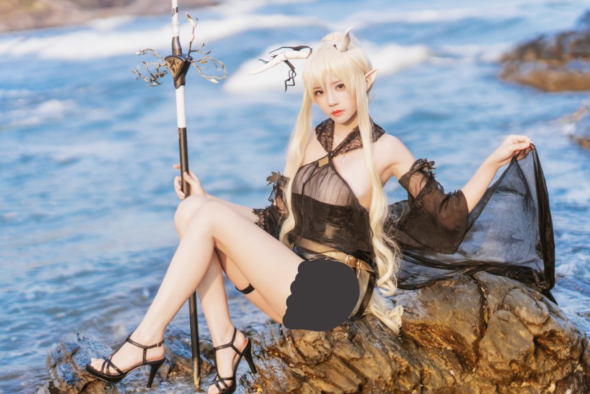 桜桃喵 - 闪灵泳装 [44P-440MB]