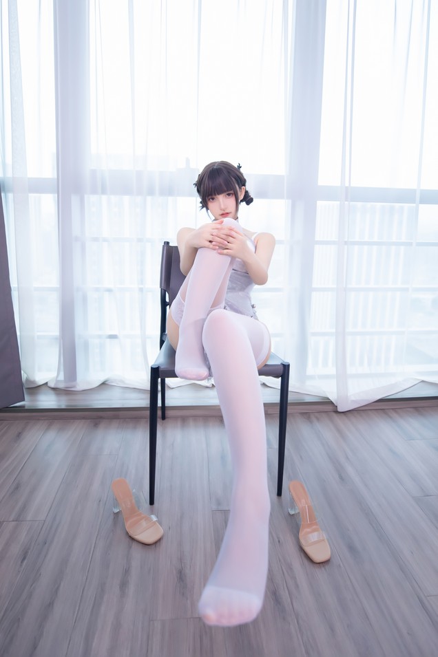 神楽坂真冬 - 雪糕小姐 [75P-185MB]