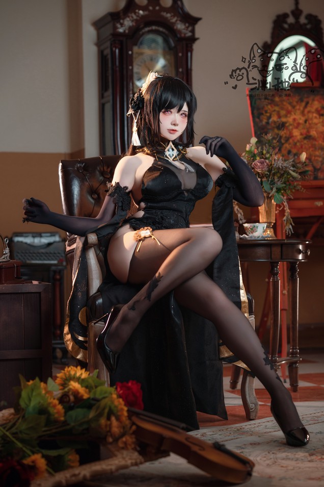 渊秧 - 镇海旗袍 [14P-347MB]