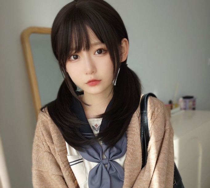 迷之呆梨 - 22.12月fantia会员订阅合集 [167P6V-429MB]