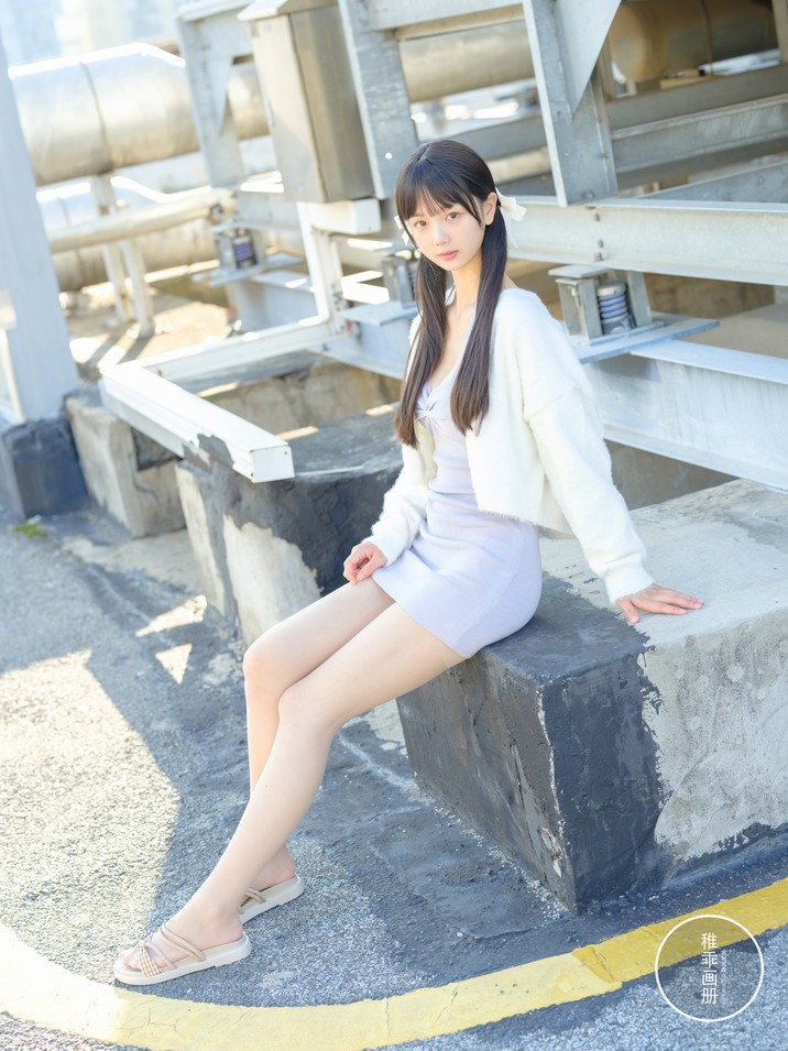 稚乖画册 - 夜夜 天台停车场肉丝 Lolita [83P1V-4.68GB]