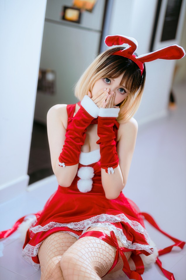 洛桑w伊梓 - 网袜丝带兔兔&amp;小草神 2 套