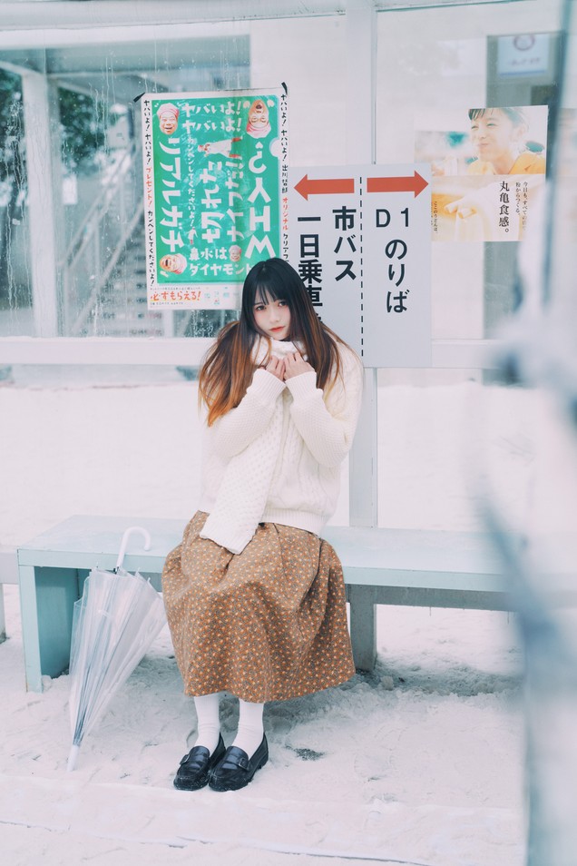 兔子Zzz不吃胡萝卜 - 玲娜贝儿来逛街&amp;在雪中等待 2 套