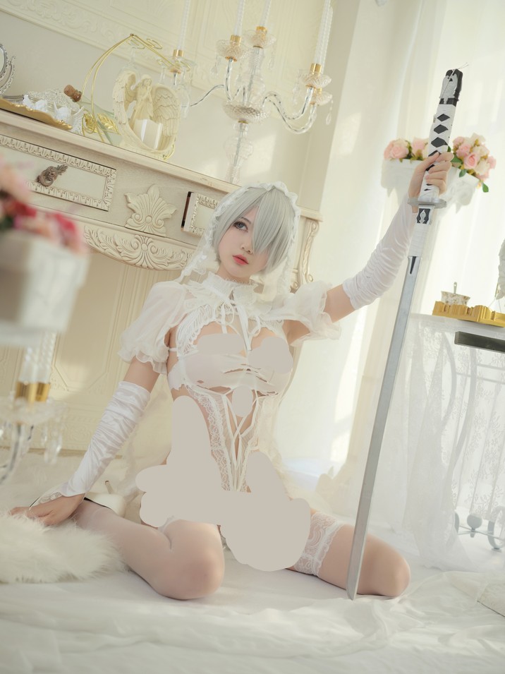 大梨子 - 2B [24P-102MB]