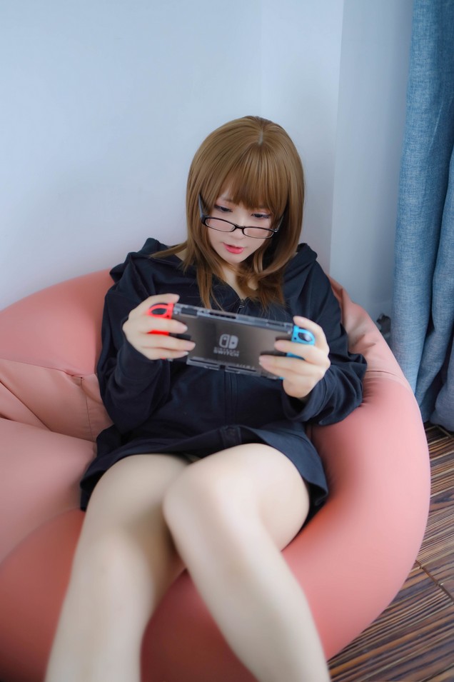 Nyako喵子 – 9月电子版16-少女の秘密部屋 [162P3V-899MB]