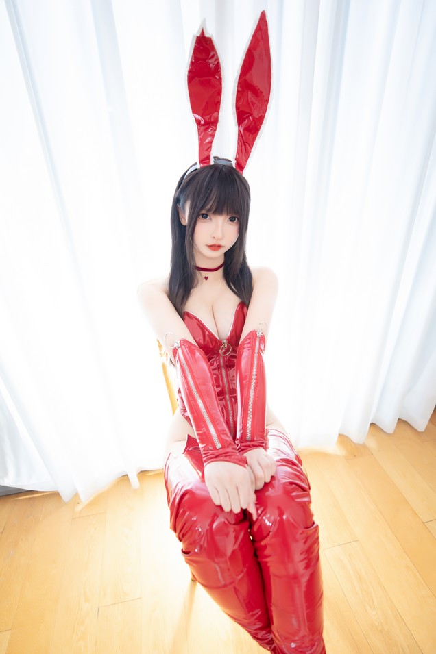 神楽坂真冬 - 红兔迎春 [75P2V-193MB]