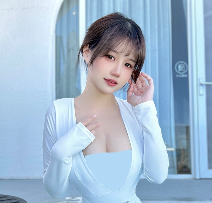 小仓千代w - fantia 23.01月会员合集（全7期） [68P4V-287MB]