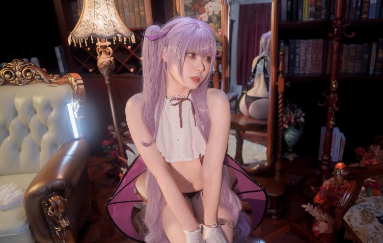 安食Ajiki – 笨拙的小恶魔 [41P-1.11GB]