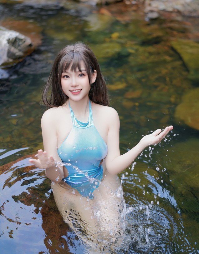 七七娜娜子 – 竞泳 [40P3V-527MB]