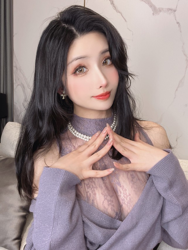 rioko凉凉子 - 情人节巧克力 [40P25V-1.23GB]