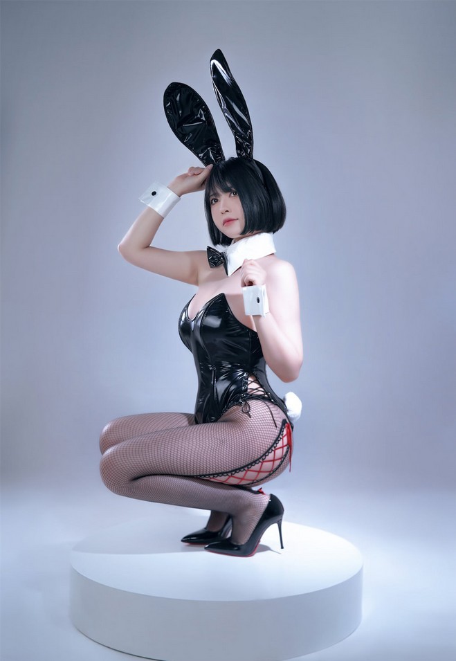 半半子 - Bunny Vol.02 [75P-694MB]