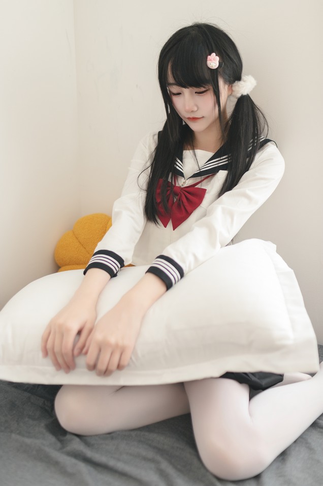 嗷呜酱 - 水手服限定 [48P-410MB]