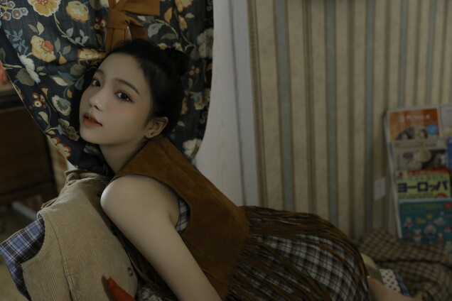 兮嘻嘻 - 任意门 [19P-82MB]